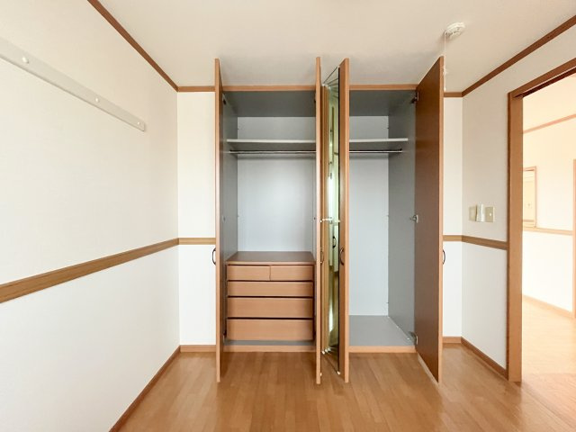 フォレストガーデン　Ａ棟の収納