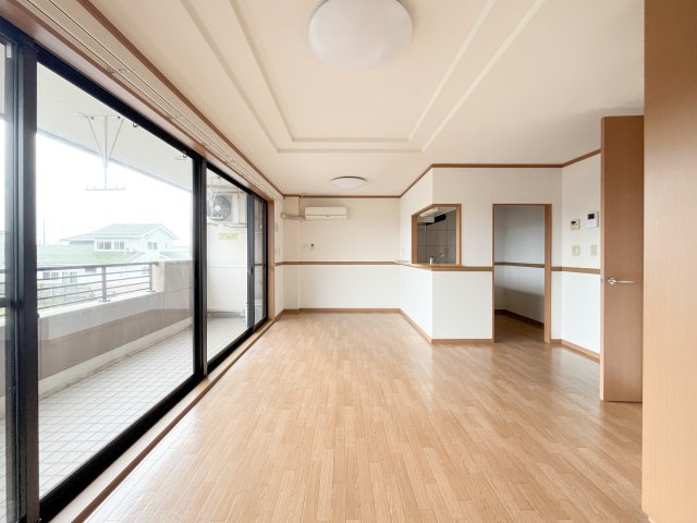 フォレストガーデン　Ａ棟の居間・リビング