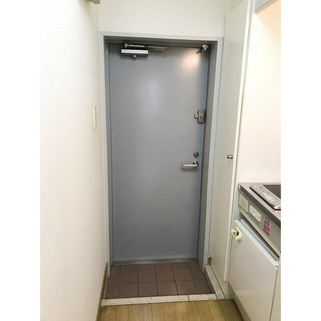 ルーニィ平町の玄関