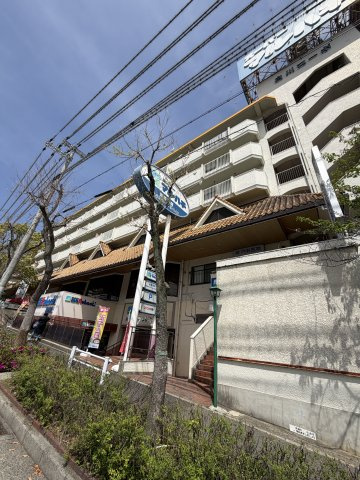 白川コーポの外観