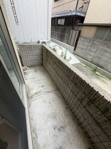 摂州打出住のバルコニー