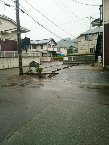 トレジャー１号館の駐車場