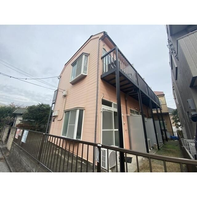 横浜市保土ケ谷区常盤台のアパートの外観
