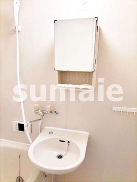 サンライズパーク上小町の洗面所|洗面台です。
