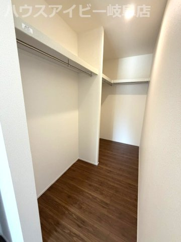 岐阜市中川原新築建売全3棟！お車並列3台可能！南道路につき日当り良好♪ウォークインクローゼットあり！の収納|岐阜市中川原新築建売全3棟！お車並列3台可能！南道路につき日当り良好♪ウォークインクローゼットあり！