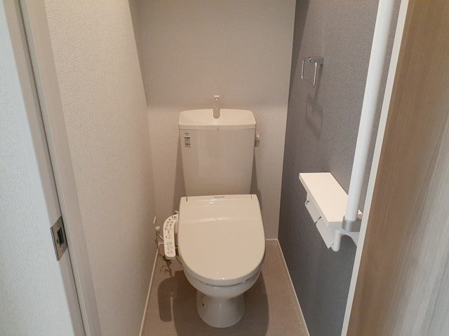 ボナール　ドエル　東森田のトイレ