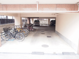 【駐車場】 | 車をお持ちの方に嬉しい駐車場付きの物件です