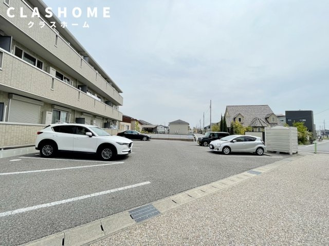 Ｆ<エフ>　　刈谷市近郊の賃貸はクラスホーム刈谷店の駐車場