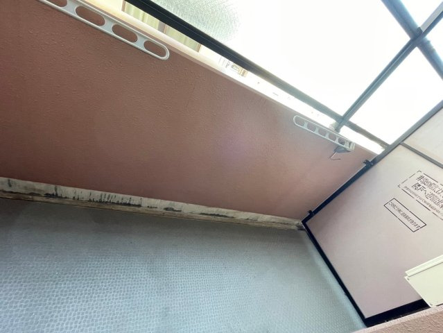マイステージ逆瀬川のバルコニー|バルコニーからの眺めを楽しみながら食事をしませんか