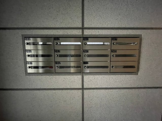 マイステージ逆瀬川のロビー|毎日通るロビーはこのようになっています
