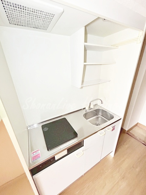 藤沢市本鵠沼２丁目の賃貸マンションのキッチン