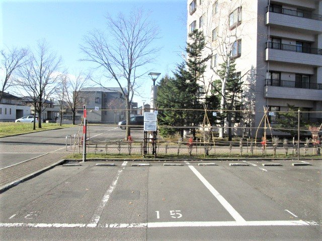 【駐車場】 | 森林公園パークハウス西五番街C棟 | 来客用駐車場3台分