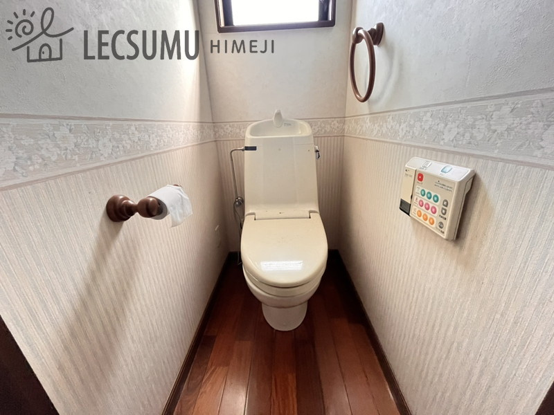 姫路市家島町宮/中古戸建のトイレ