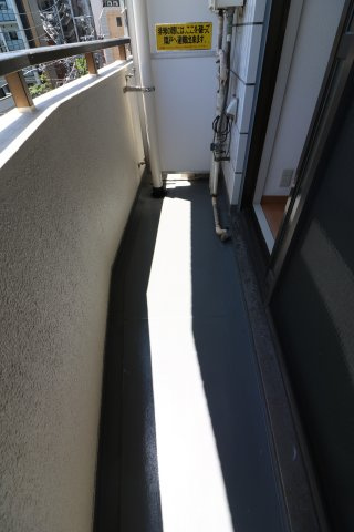 【バルコニー】