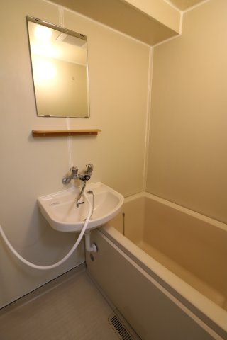 【浴室】