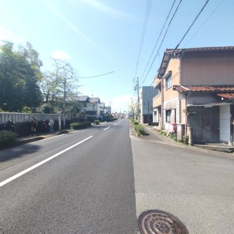 ６６７９２　岐阜市八代２丁目土地の前面道路含む現地写真