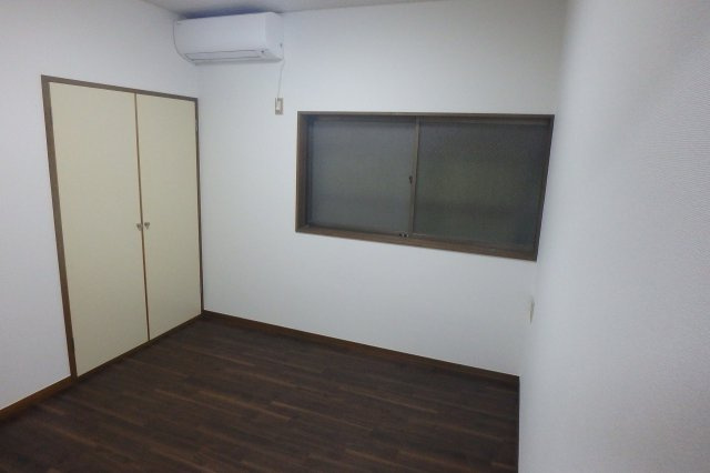 Tokyo Apartment @ Sengokuの居間・リビング