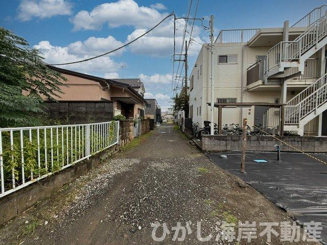 平塚市黒部丘　売地　全３区画の前面道路含む現地写真|9月28日撮影　建築前　現地外観