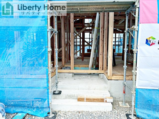 那珂市中台第２　新築戸建のエントランス