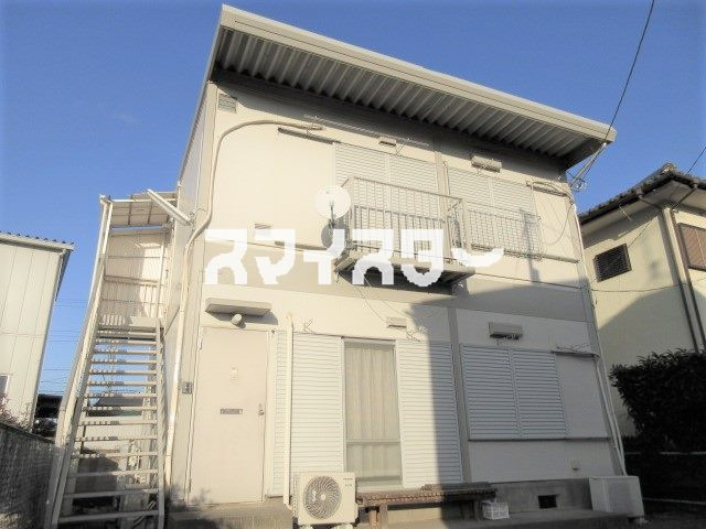 立川市西砂町２丁目のアパートの外観