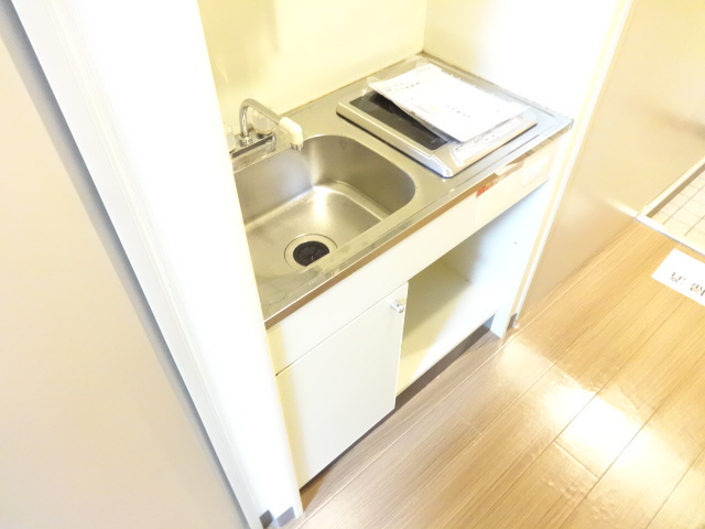 朝日プラザ河内長野デポーフロントのキッチン|同マンションイメージ