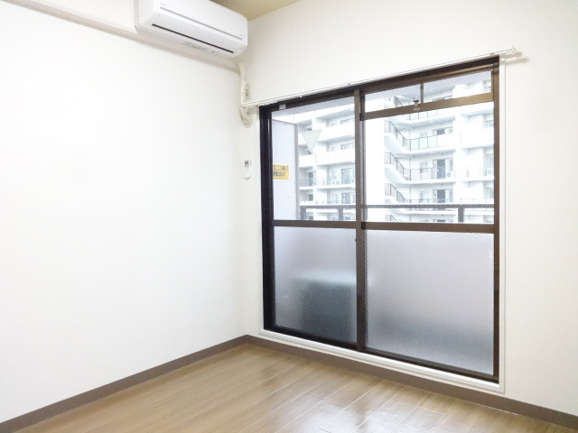 朝日プラザ河内長野デポーフロントの洋室|同マンションイメージ