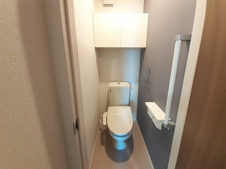 【トイレ】 | メゾンシュエット | 落ち着いた色調のトイレです