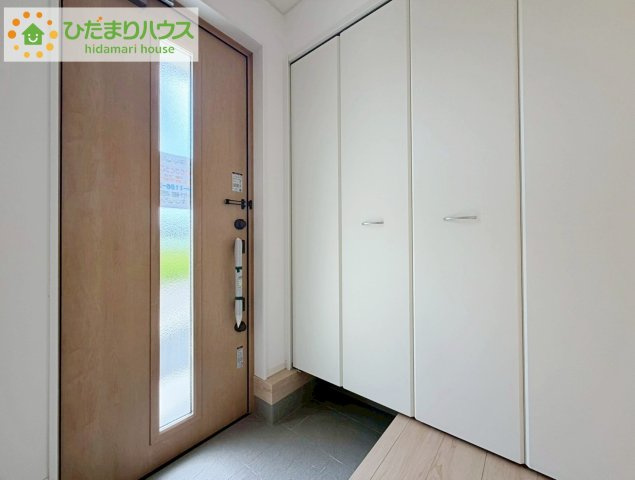 いわき市平第21　新築戸建　1号棟の玄関|丁度良い靴箱のサイズ♪これだけあれば家族全員の靴がしまえてスッキリ(^O^)