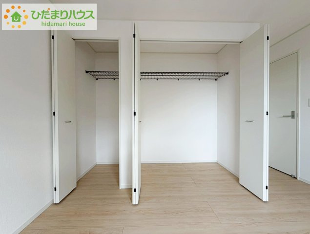 いわき市平第21　新築戸建　1号棟の収納|大容量のクローゼット！ハンガーパイプ付き。
洋服をかけて収納すれば、「何を持っているか」忘れることもありません！