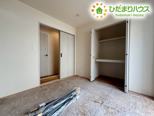 鴻巣市吹上本町2丁目　新築一戸建て　ブルーミングガーデン　01の和室