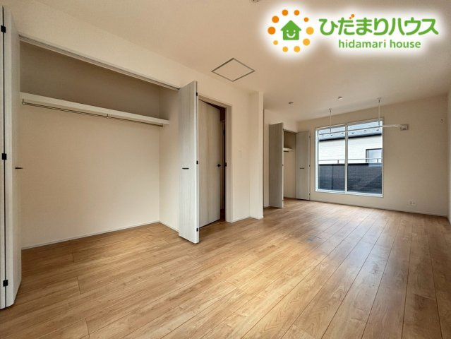 鴻巣市吹上本町2丁目　新築一戸建て　ブルーミングガーデン　01の寝室