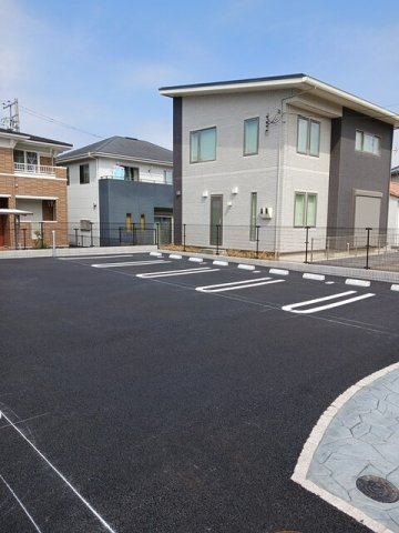 ＣＯＣＯＴＩ　ＢＡＳＥの駐車場|駐車場に車を止められます