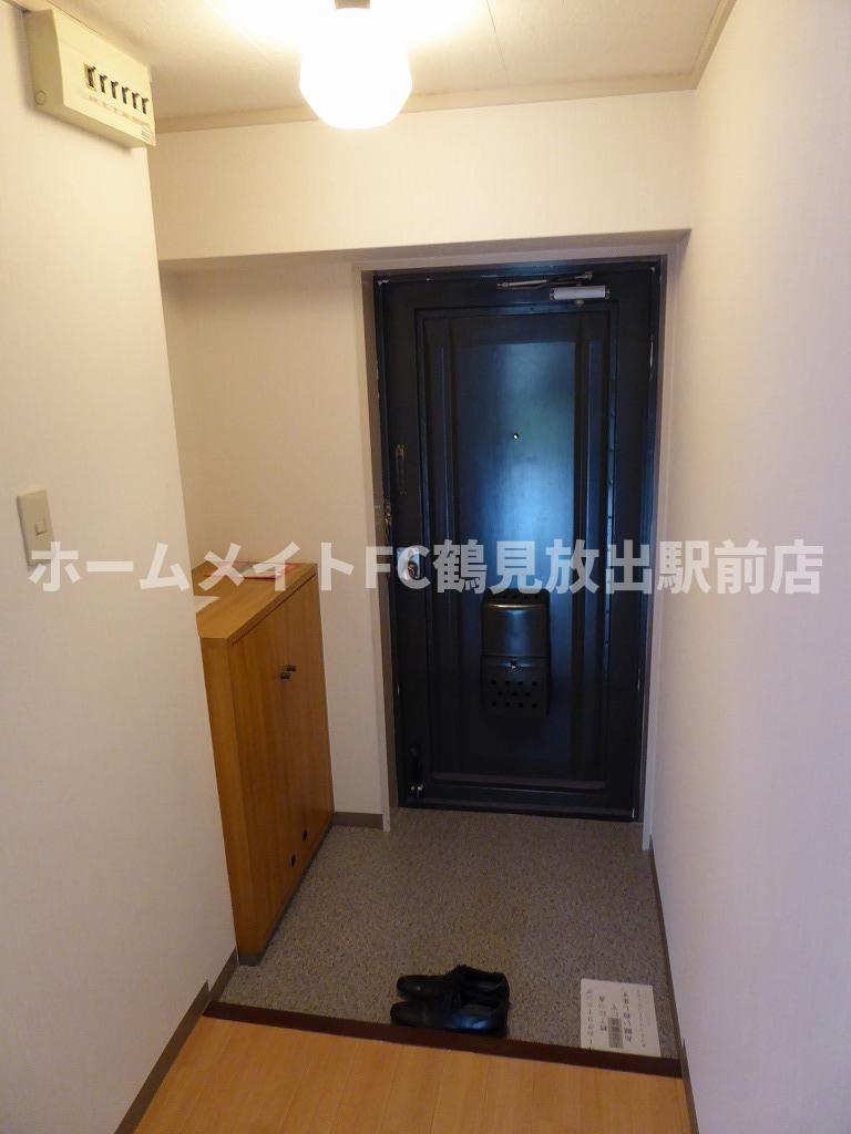 大阪市鶴見区諸口３丁目の賃貸マンションの玄関
