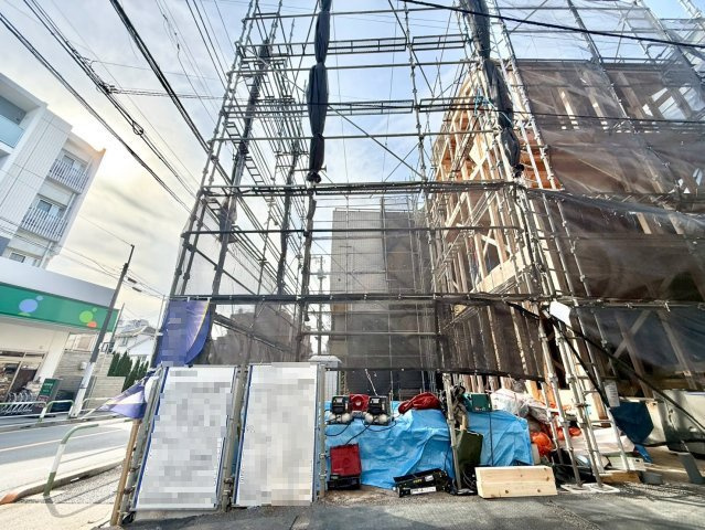 北区田端6丁目　新築戸建の外観|2026.04.20撮影

現地ご見学希望・資料請求などお気軽にお問い合わせ下さい！
03-5990-5201
