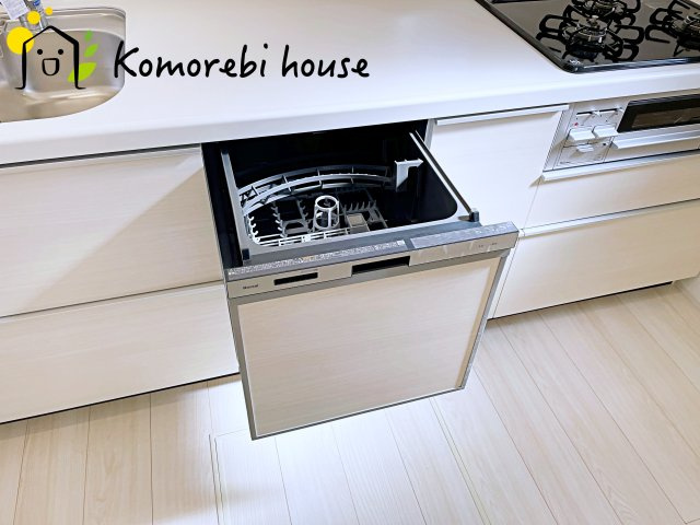 鴻巣市人形1丁目　新築一戸建て　ブルーミングガーデン　01のキッチン