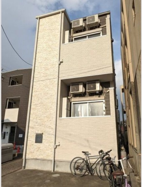 レーヴェルト名古屋の外観