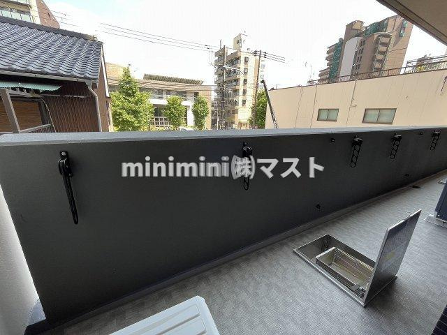 レジュールアッシュアーバンイールのバルコニー