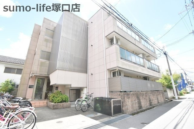 MKコート立花の外観