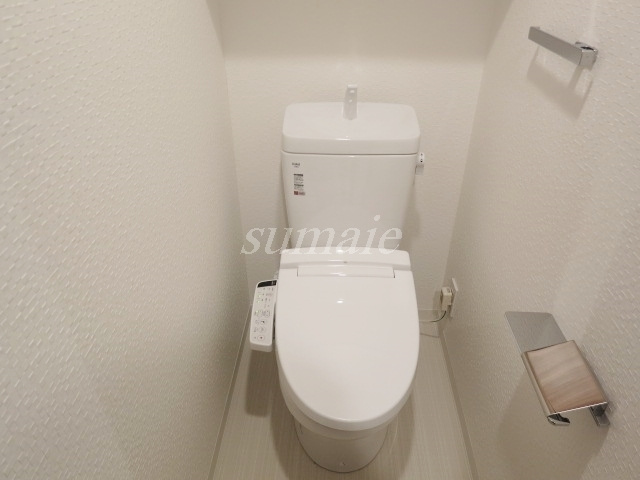 ＤＩＰＳ赤羽北ＥＡＳＴのトイレ|温水洗浄機能付きです☆
