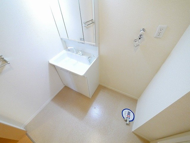 ｃｒｏｓｓｒｏａｄｓの洗面所|室内に洗濯機が置けます
