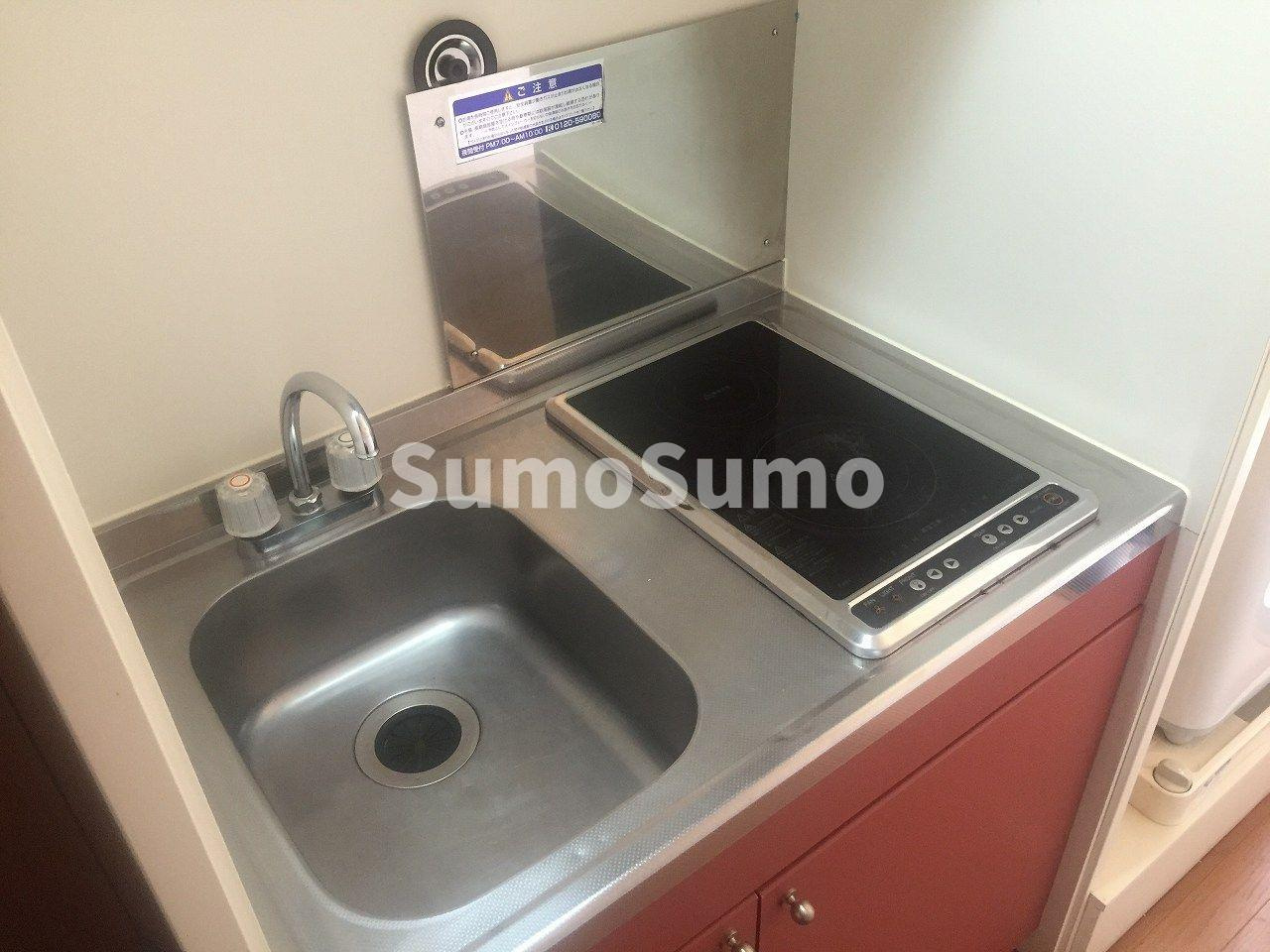 レオパレスＭＡＴＳＵＤＡのキッチン|コンパクトなキッチンで掃除もラクラク