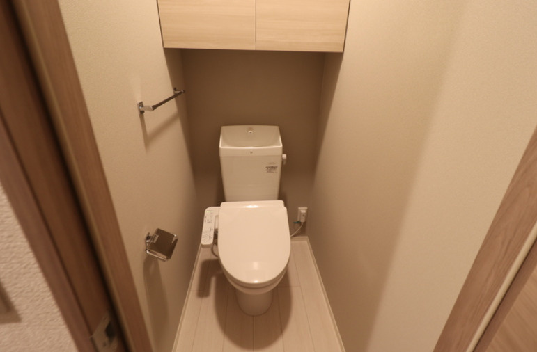 PREMILIFE都町18のトイレ