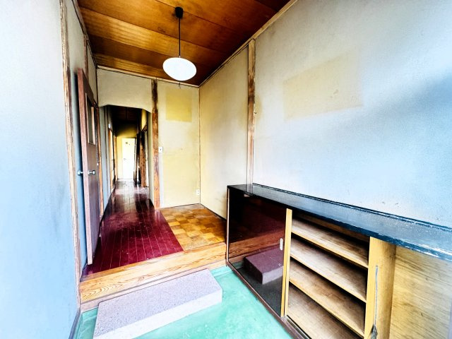 前橋市上新田町　中古住宅の玄関|前橋市上新田町　中古住宅