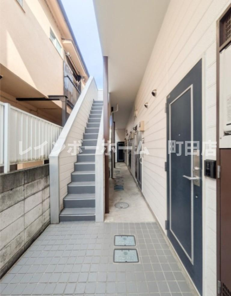 ベルメゾンNo.41相模原※初期費用分割後払いサービス利用可能物件のエントランス
