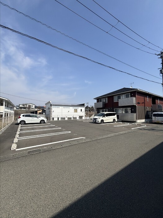 ロズレの駐車場