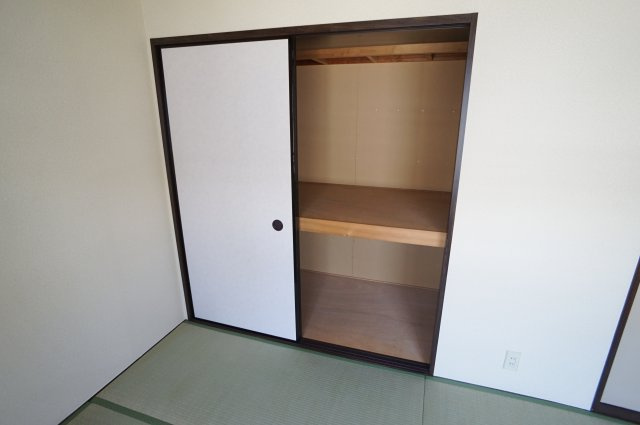 谷口町ハイツの収納