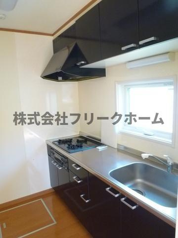 三鷹市下連雀３丁目のアパートのキッチン