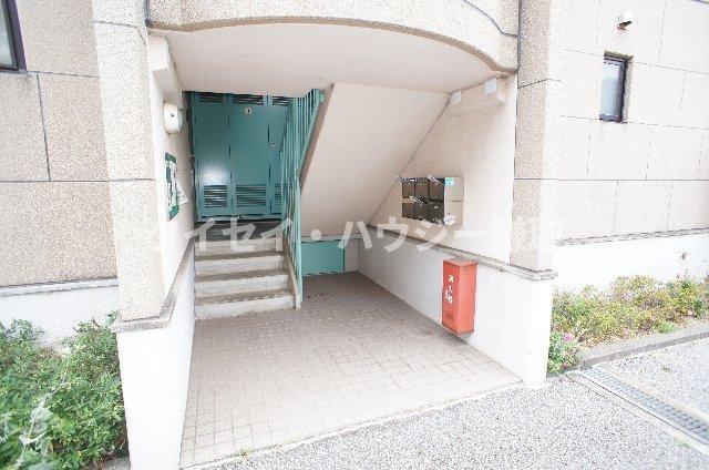 シャトレーシラハタのエントランス