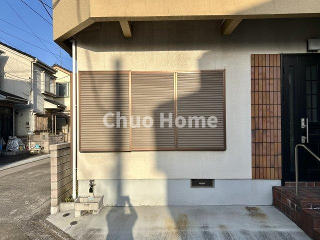 葛飾区西水元6丁目中古住宅の防犯設備|防犯シャッター