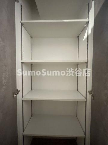 シティコート目黒４号棟の収納